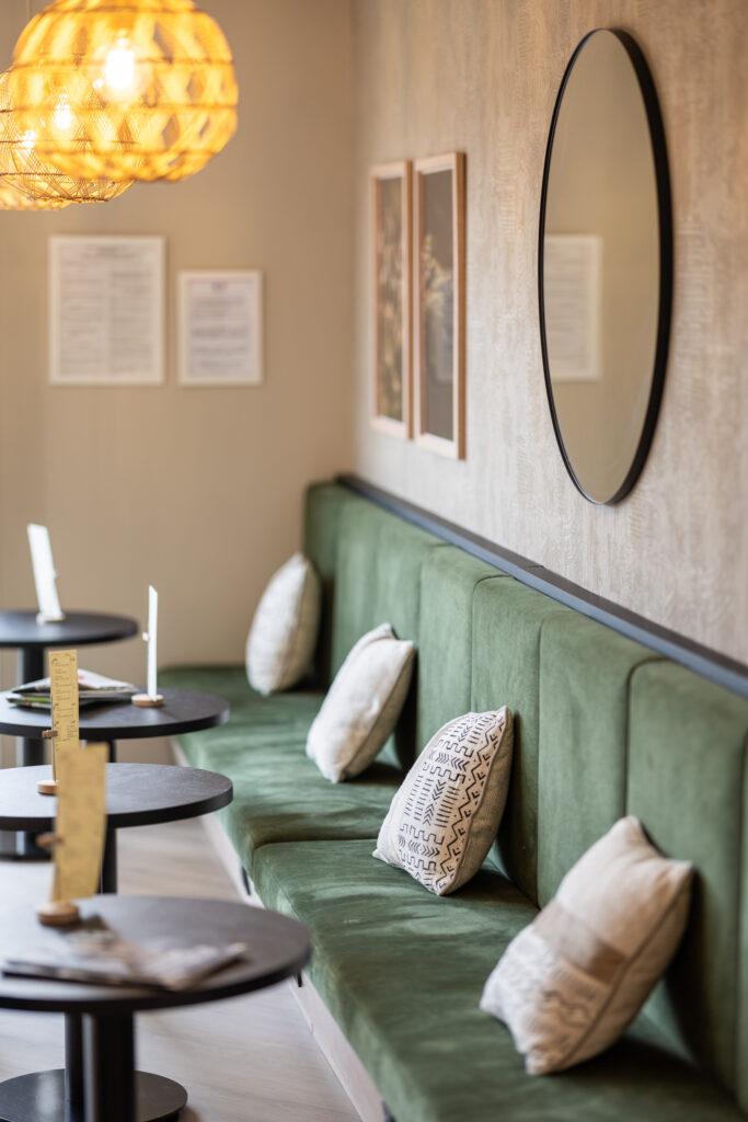 BritHotel-Bar-5.jpg