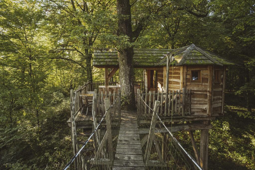 Cabane-Affut-Cabanes-des-Grands-Reflets-pierrebaelen-1.jpg