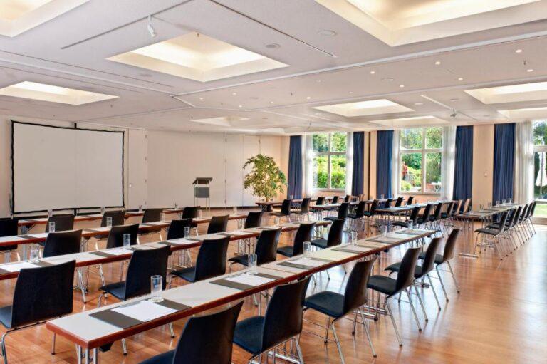 radisson-blu-dresden-radebeul-1lieu1salle-meetings.jpg