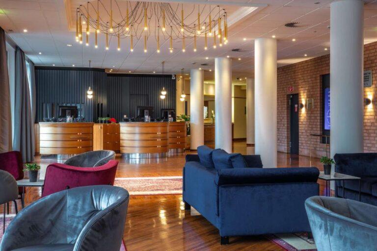 radisson-blu-karlsruhe-1lieu1salle-seminaire.jpg
