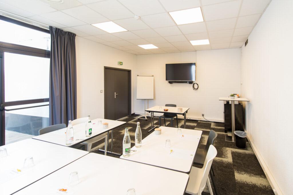 Salle-PENICHE-scaled-1.jpg