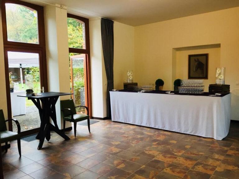haras-du-reuzel-rennes-salle-de-seminaire-bretagne.jpg