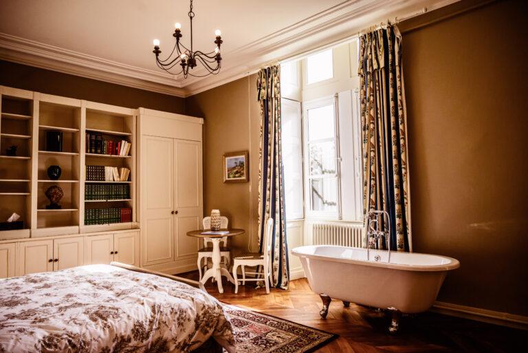 Chambre-Comte-de-Laval-scaled-1.jpg
