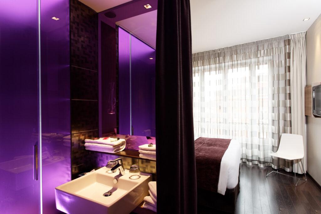 Citiz-Hotel-Classic-Room-4.jpg