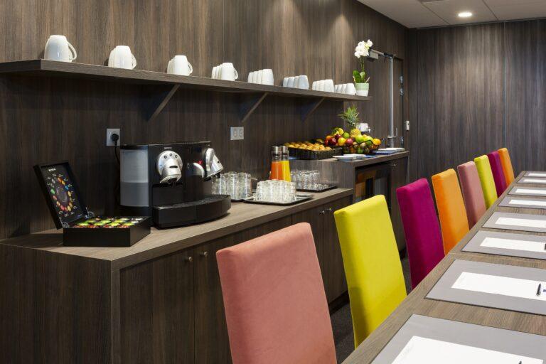 PauseCafe-2.jpg