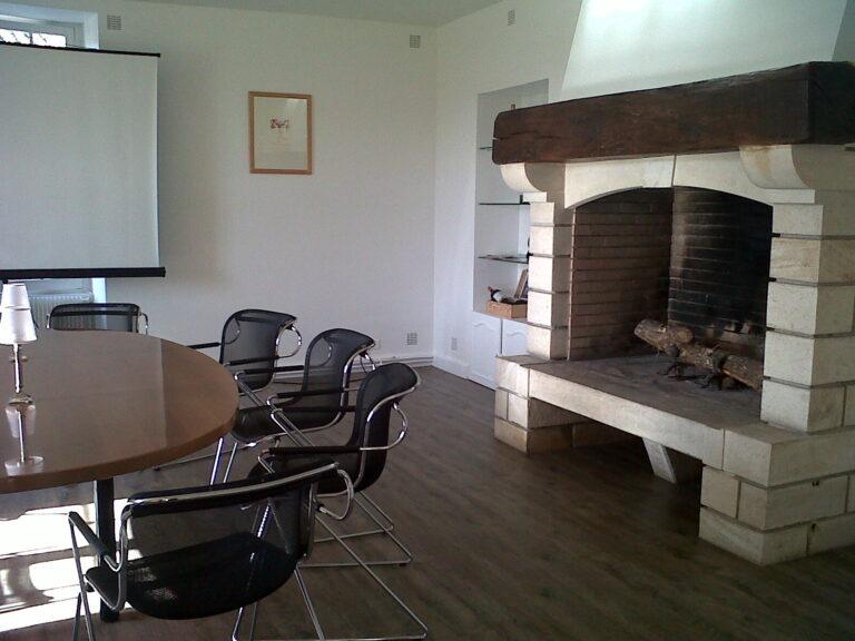 Salon-Chateau2.jpg