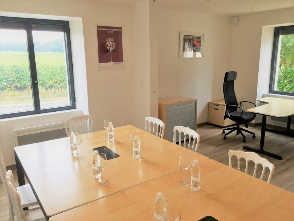 Salon-vignoble-2-scaled-1.jpg