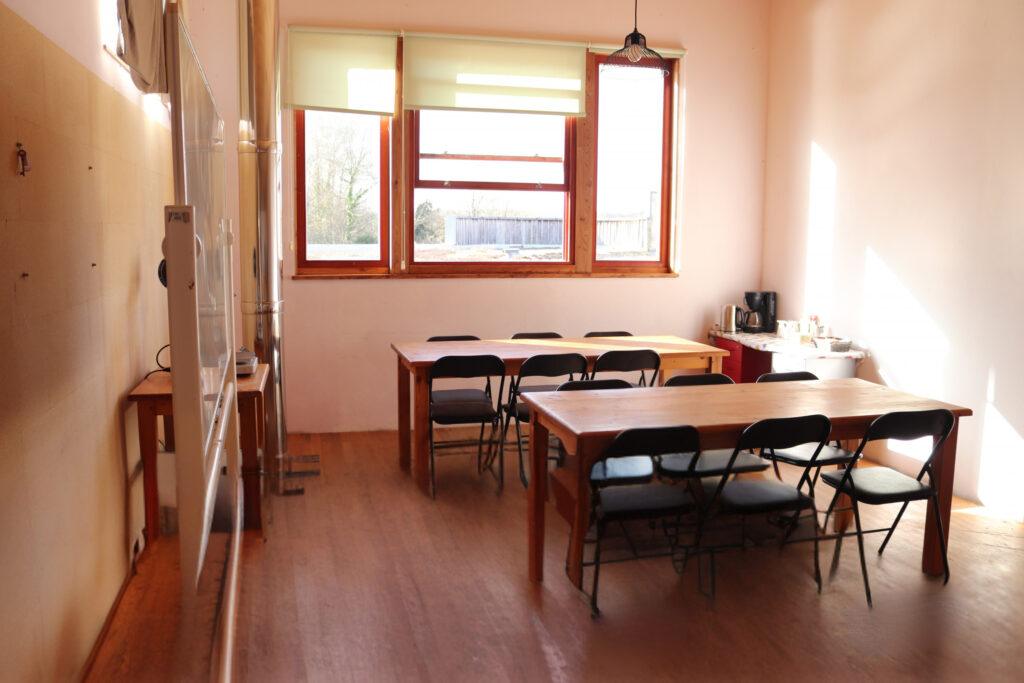 bureau-retouche-scaled-1.jpg