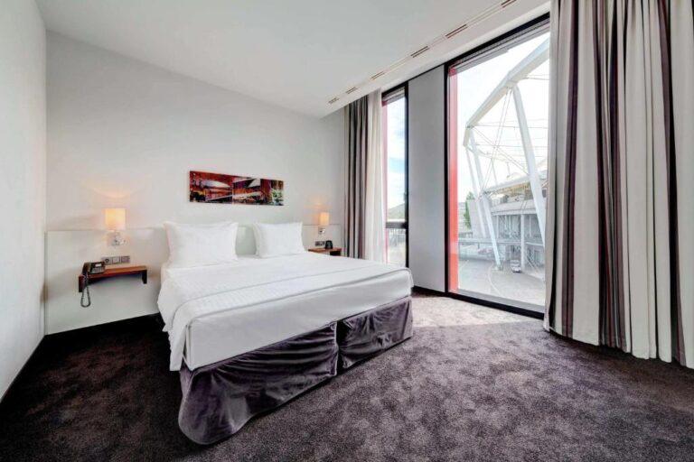 hilton-garden-stuttgart-neckarpark-1lieu1salle-meeting.jpg