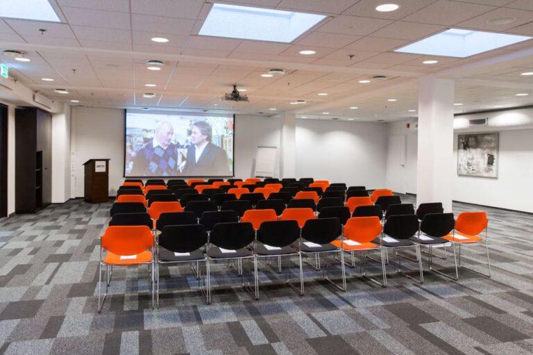 park-inn-keflavik-1lieu1salle-seminaire.jpg