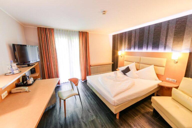 plaza-inn-ditzingen-1lieu1salle-event.jpg
