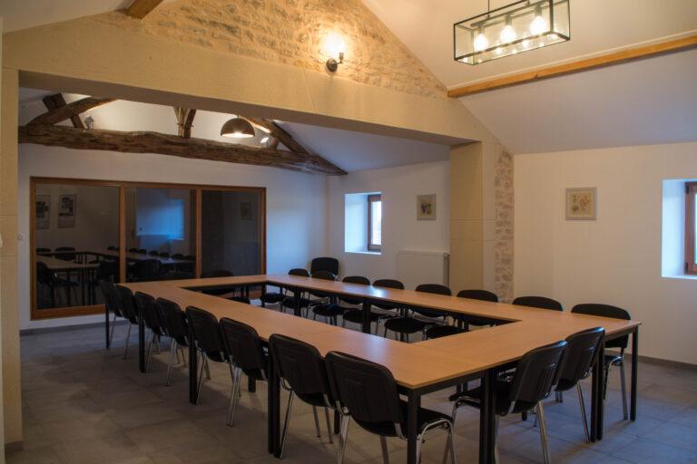 Salle-de-reunion-scaled-2.jpg