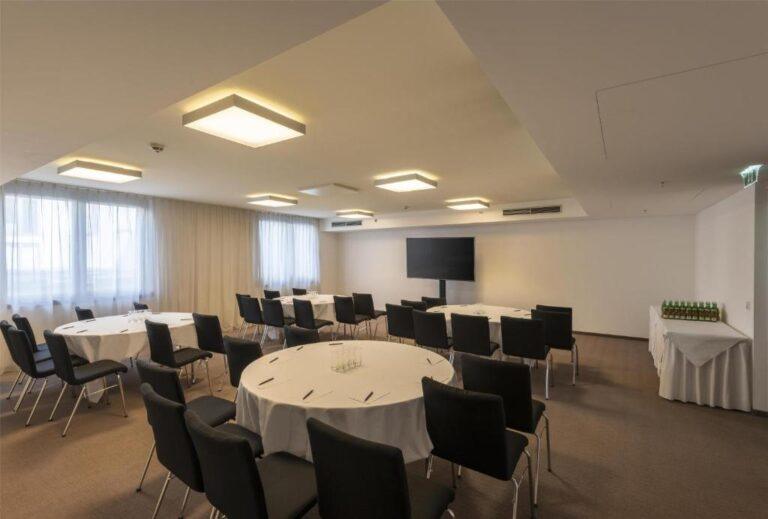 doubletree-vienna-schonbrunn-1lieu1salle-reunion.jpg