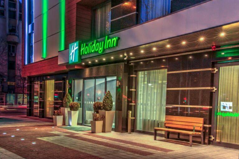 holiday-inn-plovdiv-1lieu1salle-evenement.jpg