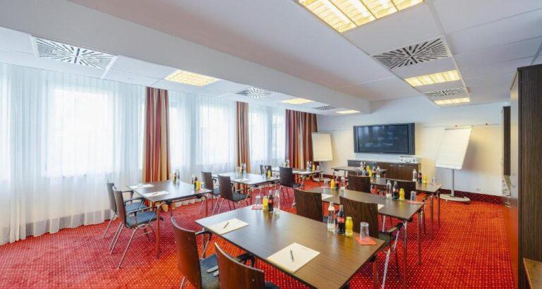 plaza-inn-amedia-wien-1lieu1salle-meetings.jpg