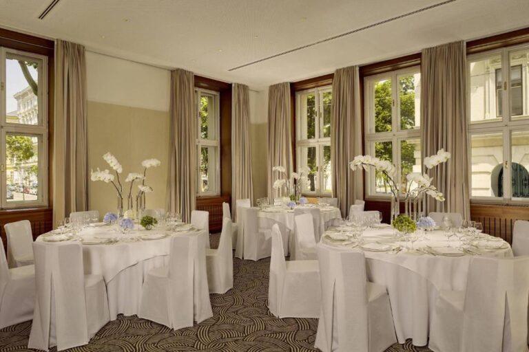 ritz-carlton-vienna-1lieu1salle-reunions.jpg