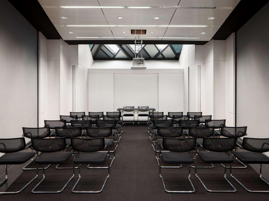 so-vienna-1lieu1salle-meetings.jpg