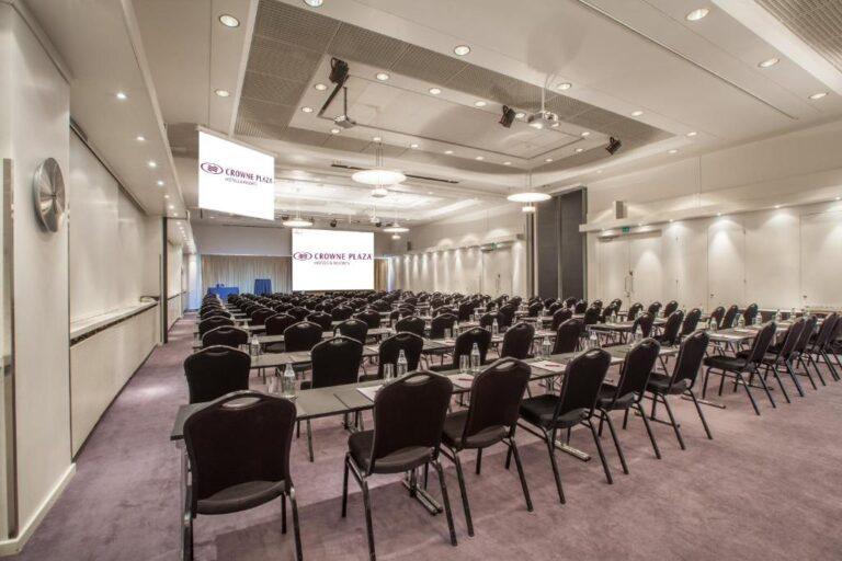 cp-helsinki-hesperia-1lieu1salle-meetings.jpg