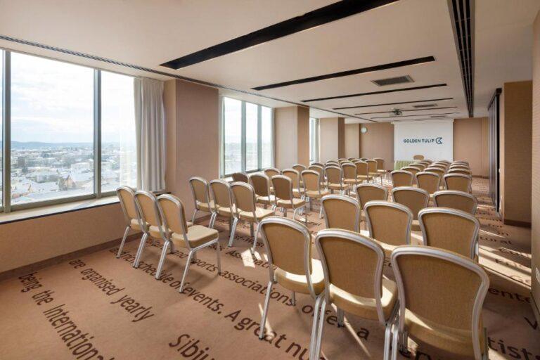 golden-tulip-ana-tower-sibiu-1lieu1salle-meetings.jpg