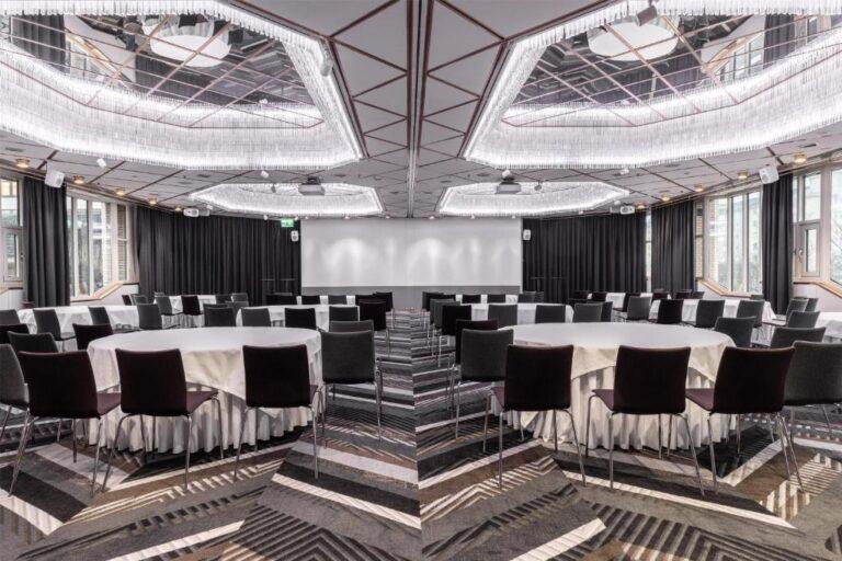 hilton-helsinki-strand-1lieu1salle-meetings.jpg