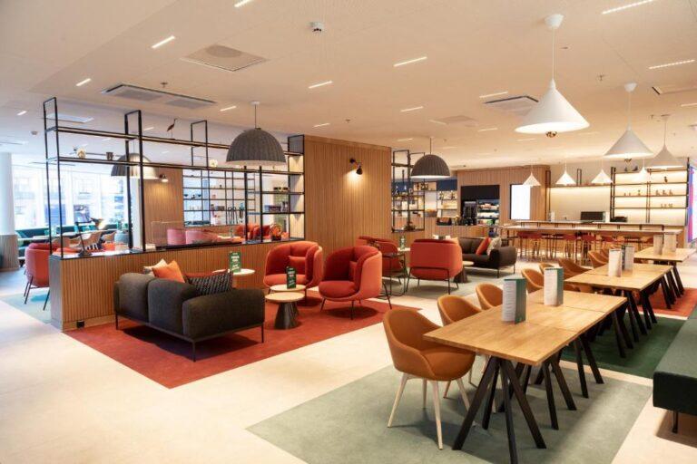 holiday-inn-helsinki-expo-1lieu1salle-seminaire.jpg