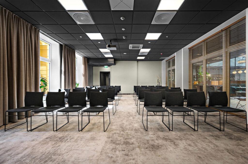 karl-johan-oslo-1lieu1salle-meeting.jpg