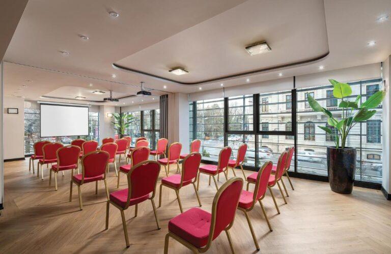 leonardo-bucarest-city-1lieu1salle-meetings.jpg