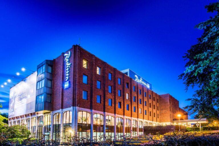 radisson-blu-arlandia-1lieu1salle-evenement.jpg