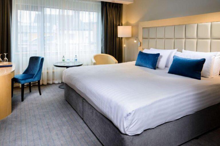 radisson-blu-athlone-1lieu1salle-event.jpg