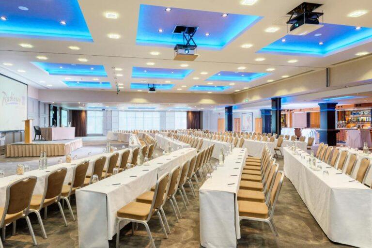 radisson-blu-athlone-1lieu1salle-meetings.jpg