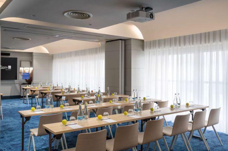 radisson-blu-bucarest-1lieu1salle-meetings.jpg