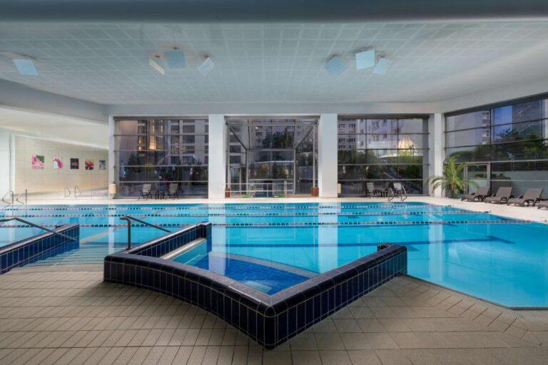 radisson-blu-bucarest-1lieu1salle-seminaire.jpg