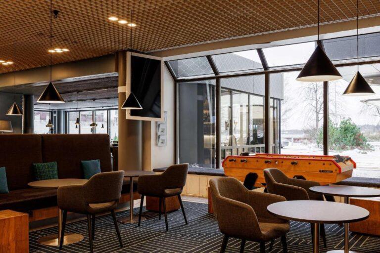 radisson-blu-espoo-1lieu1salle-seminaire.jpg
