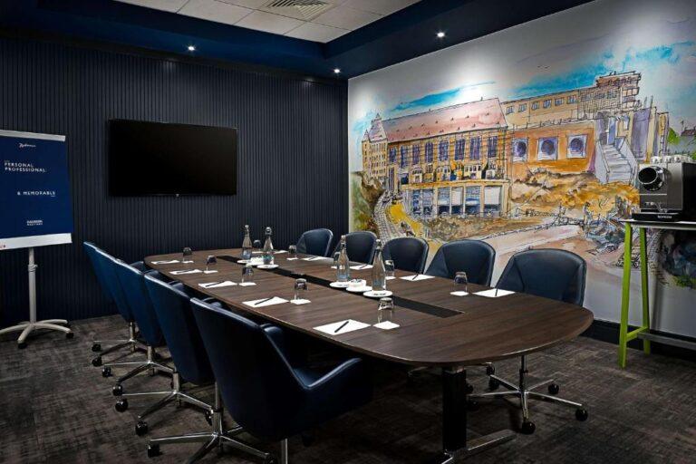 radisson-blu-limerick-1lieu1salle-reunion.jpg