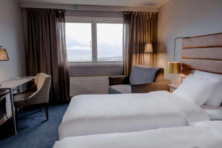 radisson-blu-polar-spitsbergen-1lieu1salle-event.jpg