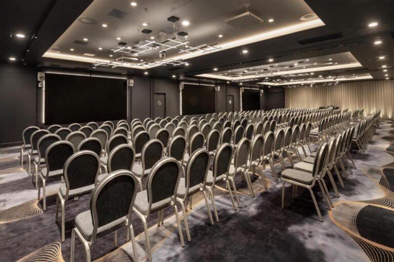 radisson-blu-royal-helsinki-1lieu1salle-meetings.jpg