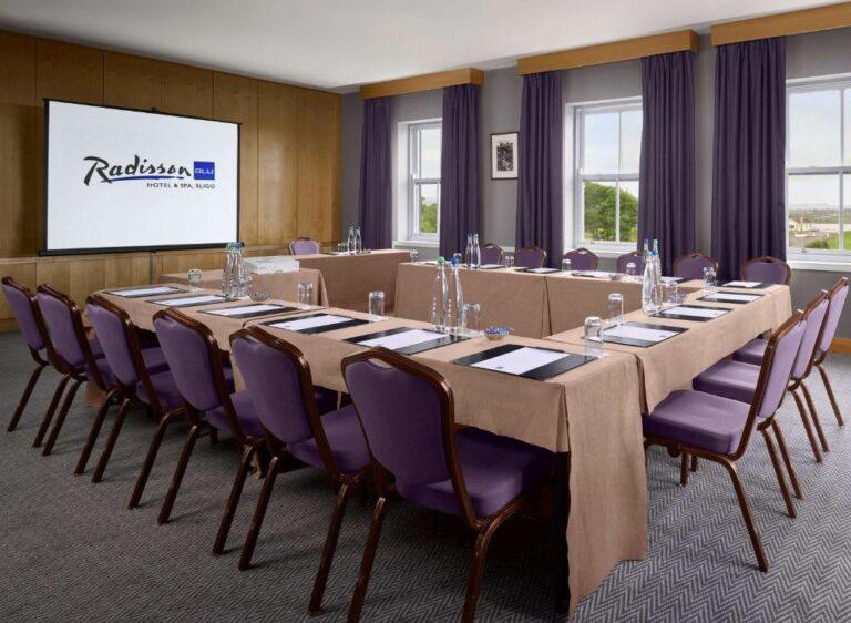 radisson-blu-sligo-1lieu1salle-reunion.jpg