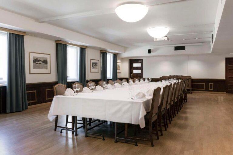 radisson-blu-tammer-1lieu1salle-reunions.jpg