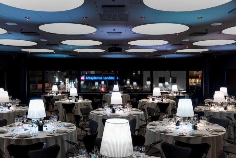 radisson-collection-royal-1lieu1salle-reunions.jpg