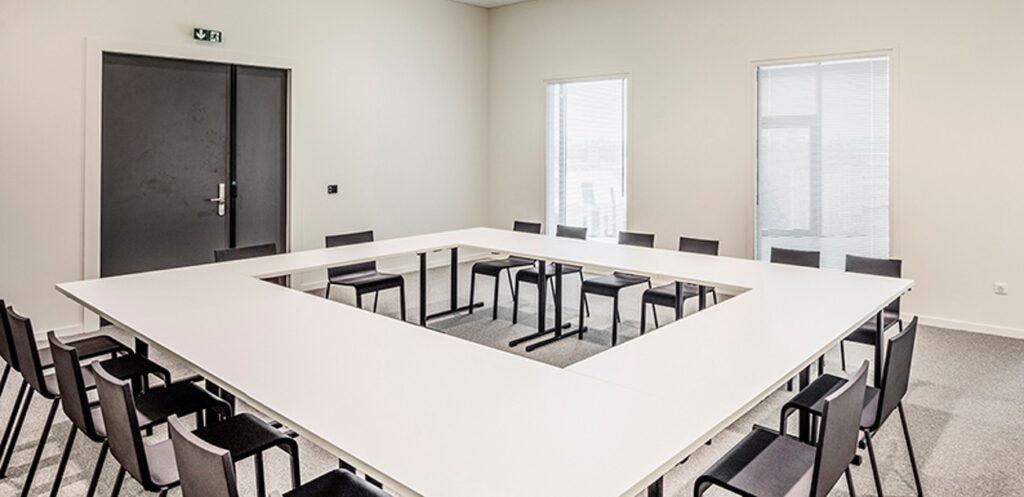 Salle-14-ateliers.jpg