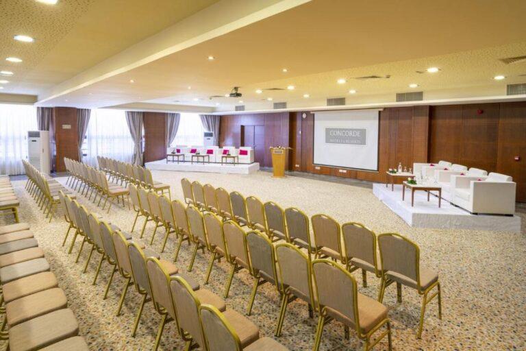 concorde-sfax-centre-1lieu1salle-meetings.jpg