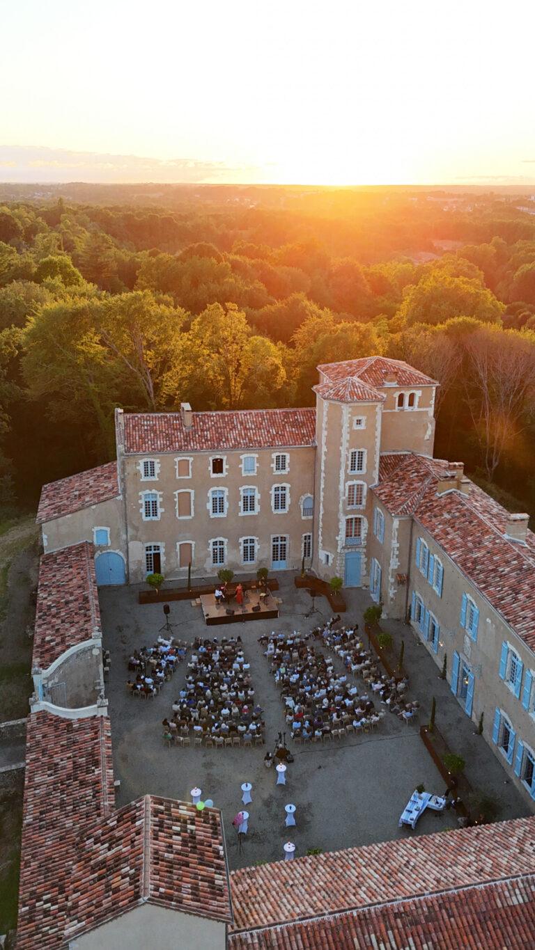 couche-de-soleil-opera-des-landes-domaine-array-dou-sou-landes-scaled-1.jpg