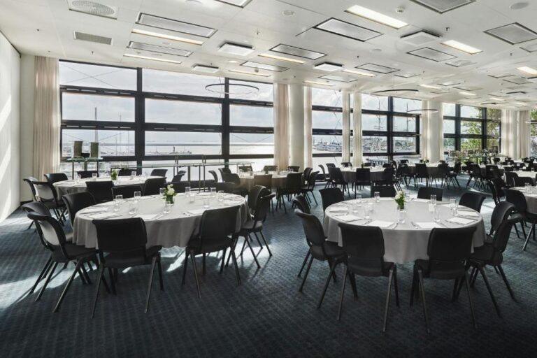 courtyard-gdynia-waterfront-1lieu1salle-reunions.jpg