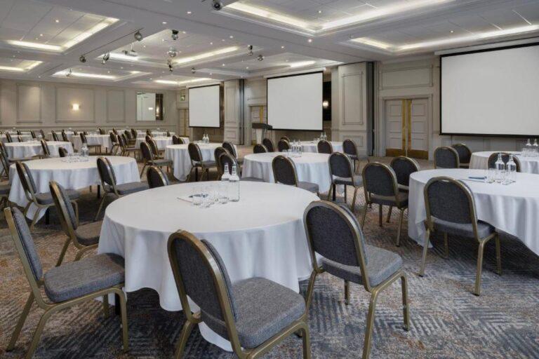 delta-marriott-swansea-1lieu1salle-reunions.jpg