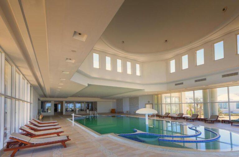 djerba-plaza-thalasso-1lieu1salle-seminaire.jpg