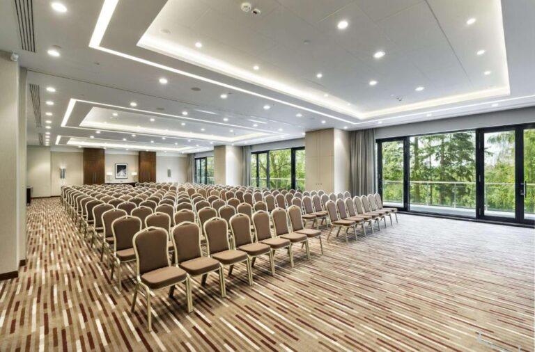 doubletree-conference-warsaw-1lieu1salle-meeting.jpg