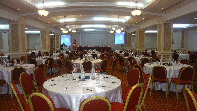 golden-carthage-tunis-1lieu1salle-reunion.jpg