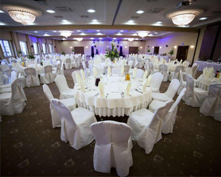 grand-hotel-kielce-1lieu1salle-reunion.jpg