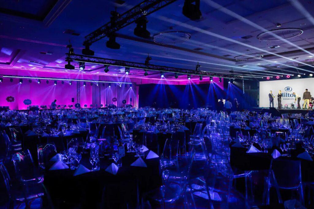 hilton-warsaw-city-1lieu1salle-reunions.jpg