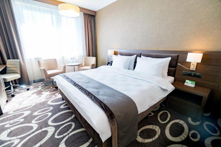 holiday-inn-dabrowa-gornicza-1lieu1salle-event.jpg